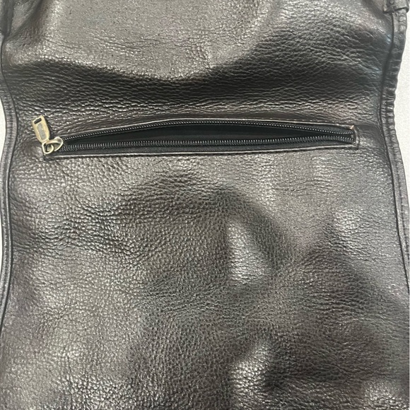 HiDesign Black Pebble Leather Medium Messenger Backpack Crossbody IPad India - Picture 5 of 9